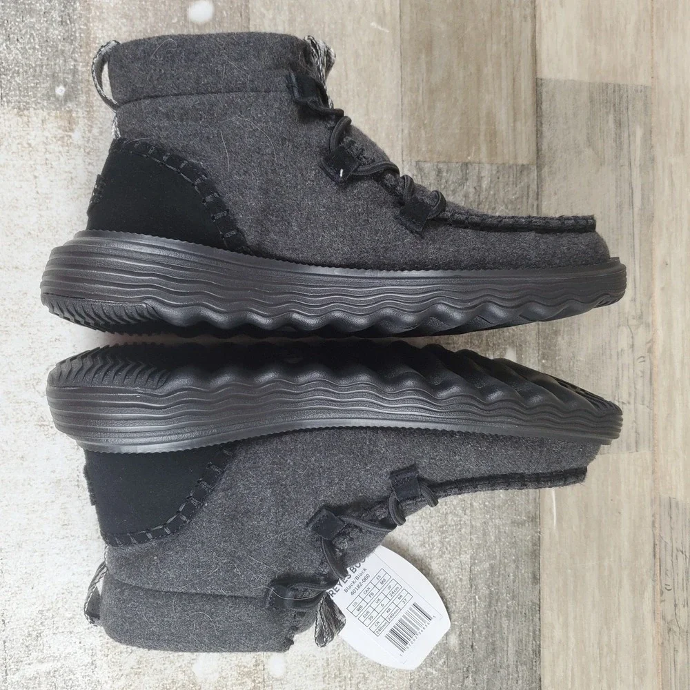 Hey Dude Reyes Womens Chukka Boots Sz 8 Comfort Black Wool Lace Up Round Toe
